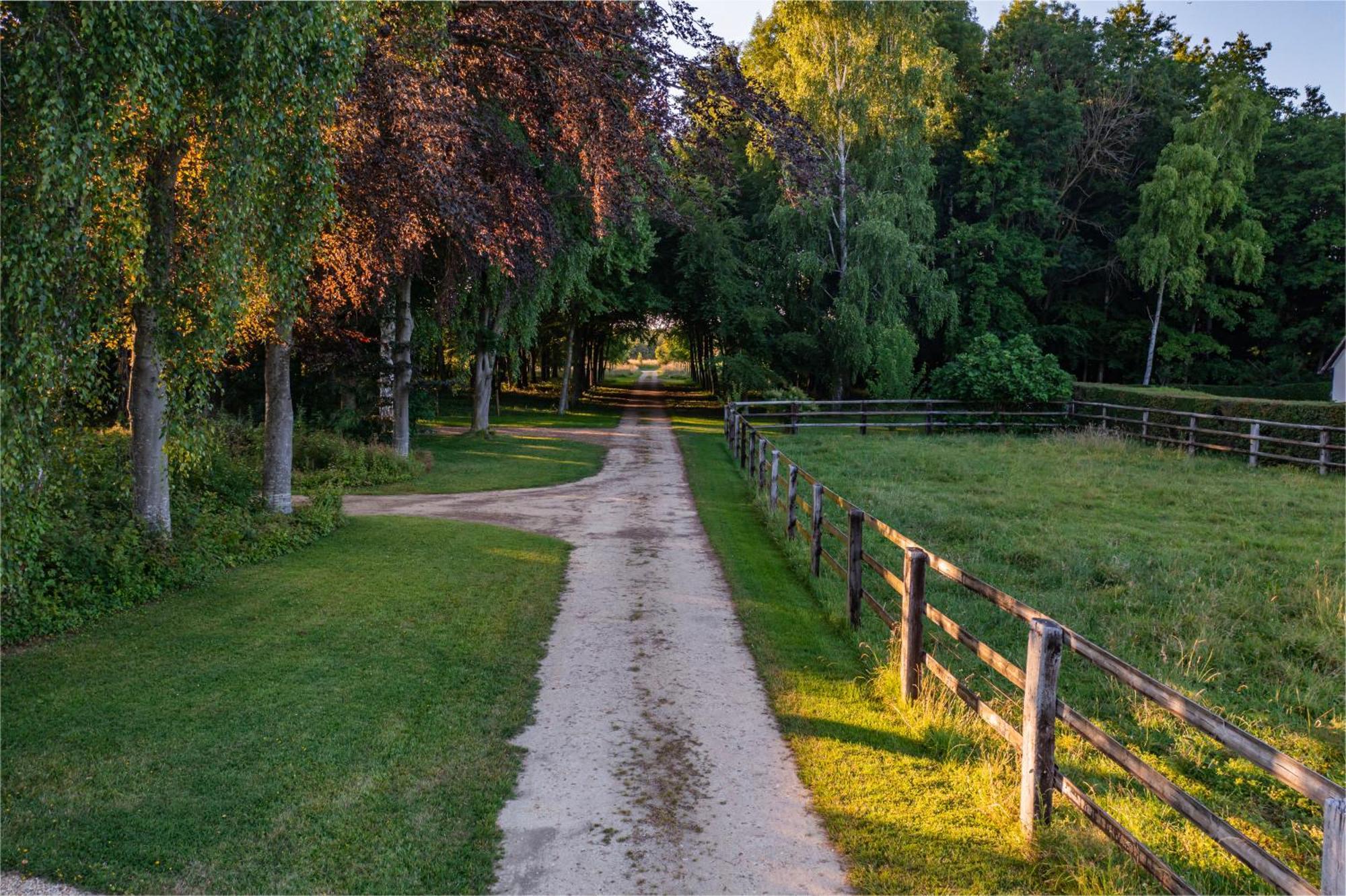 Charmante Chaumiere Romantique Bieville-en-Auge Bagian luar foto